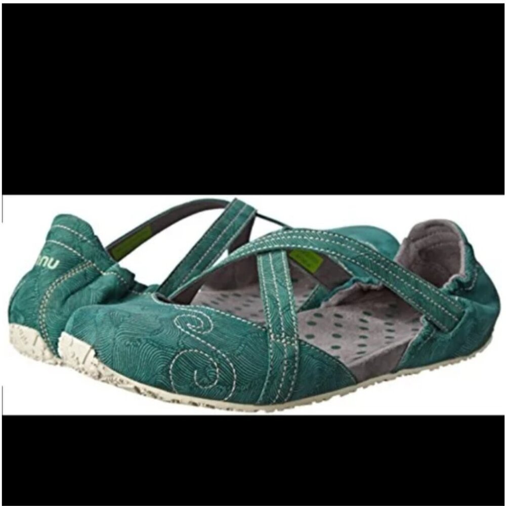 ISO Ahnu Good Karma Ballet Flat Posey Green US Size 5 do not buy